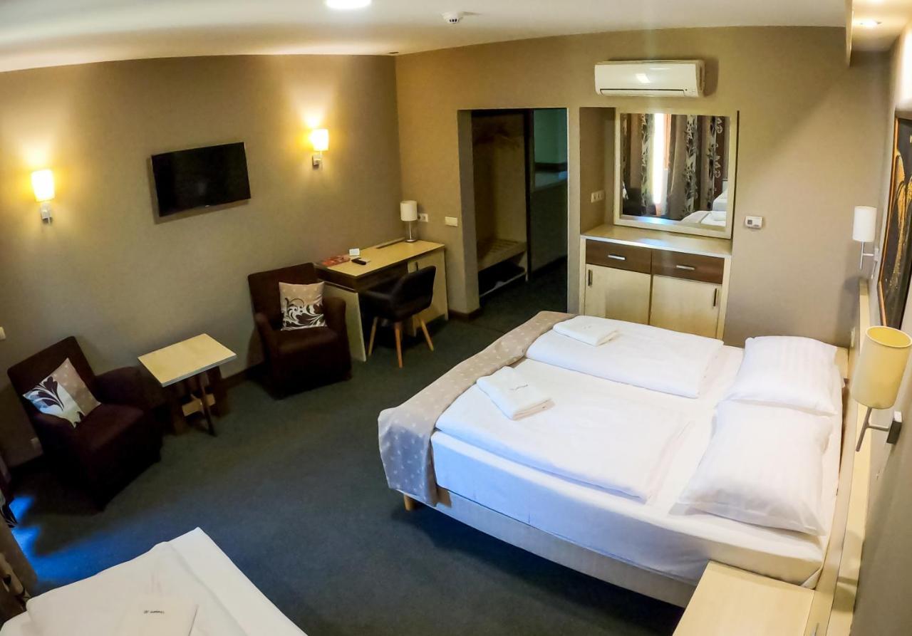 Hotel Vineyard Inn - Szoloskert Nagykanizsa Εξωτερικό φωτογραφία