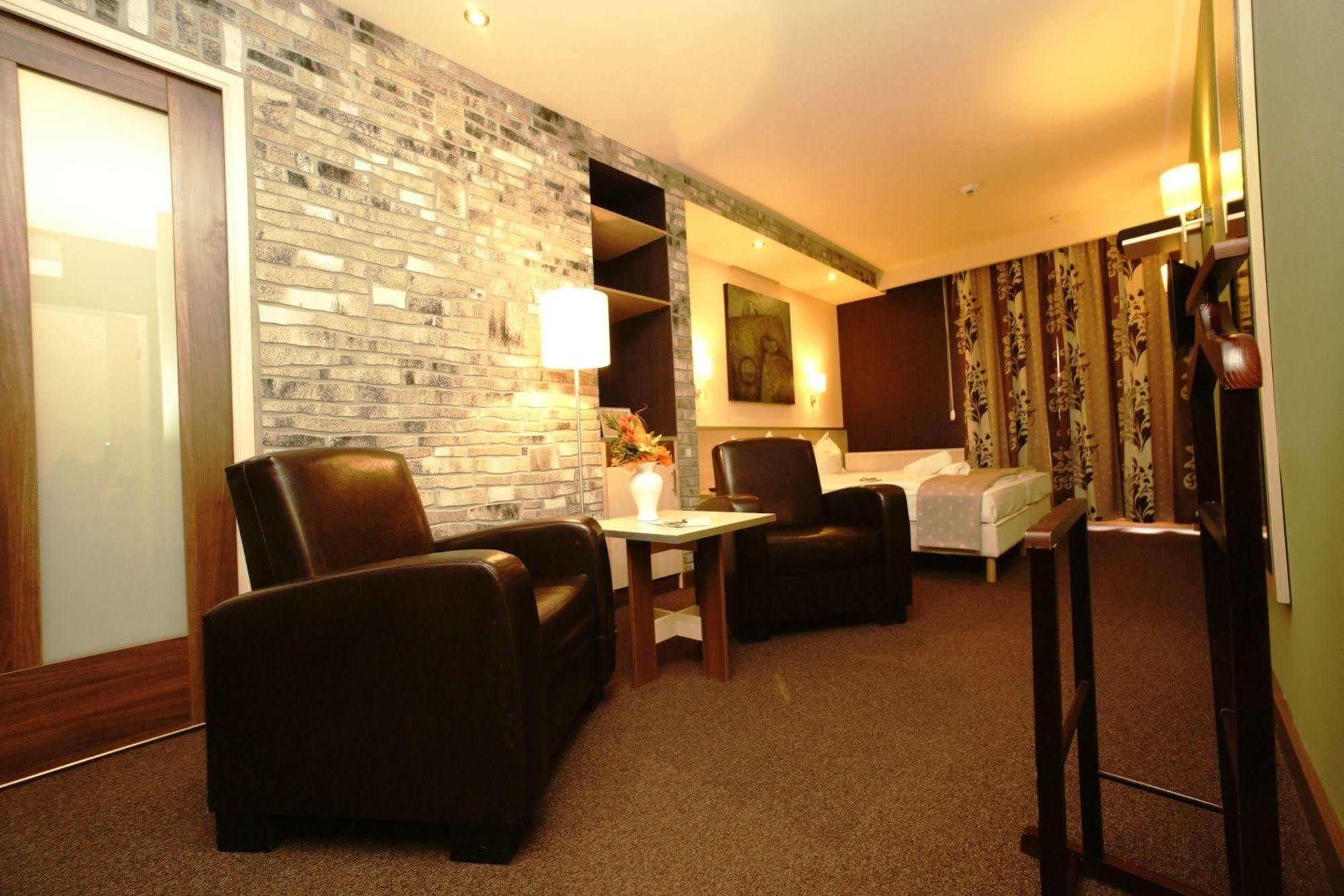 Hotel Vineyard Inn - Szoloskert Nagykanizsa Εξωτερικό φωτογραφία