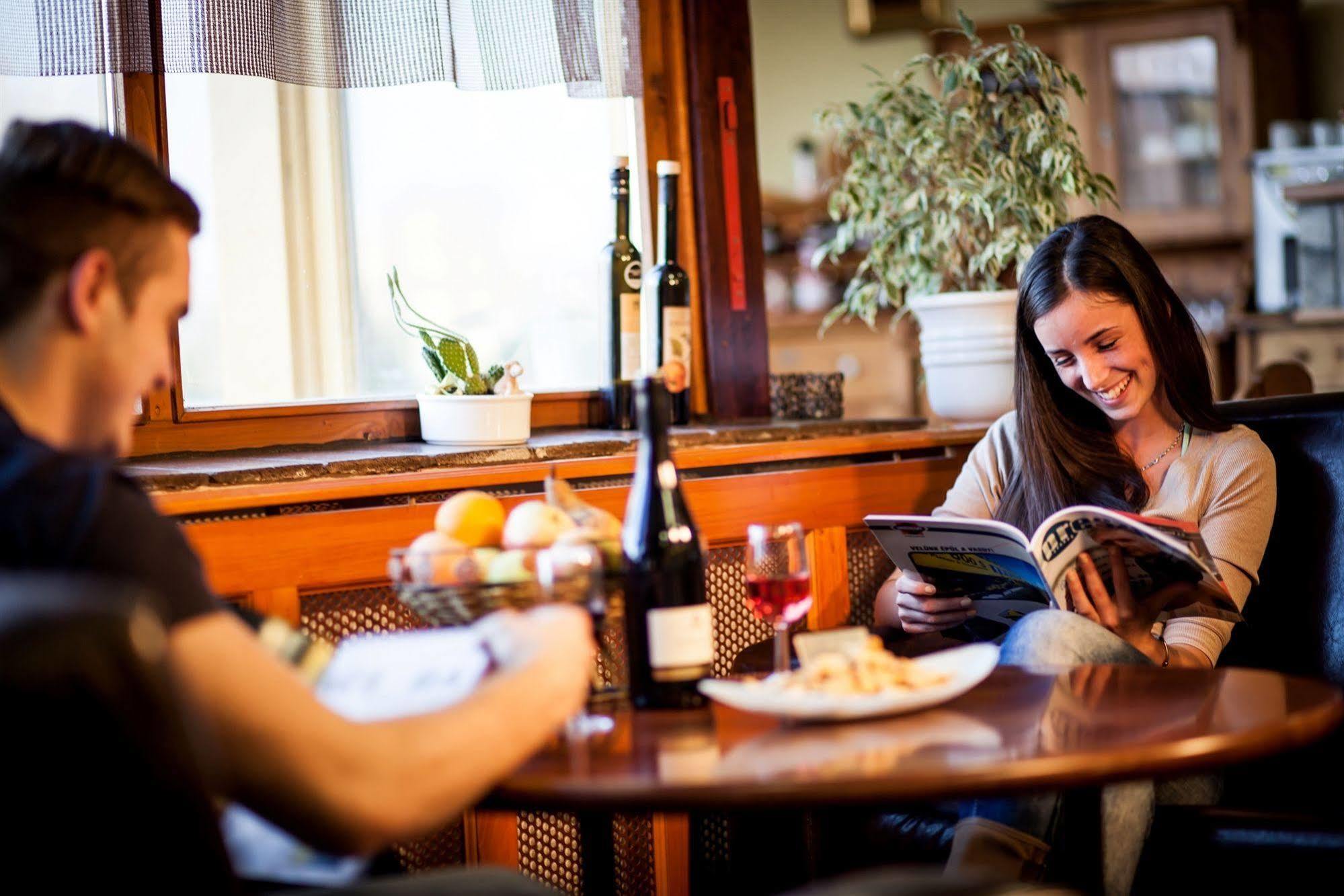 Hotel Vineyard Inn - Szoloskert Nagykanizsa Εξωτερικό φωτογραφία